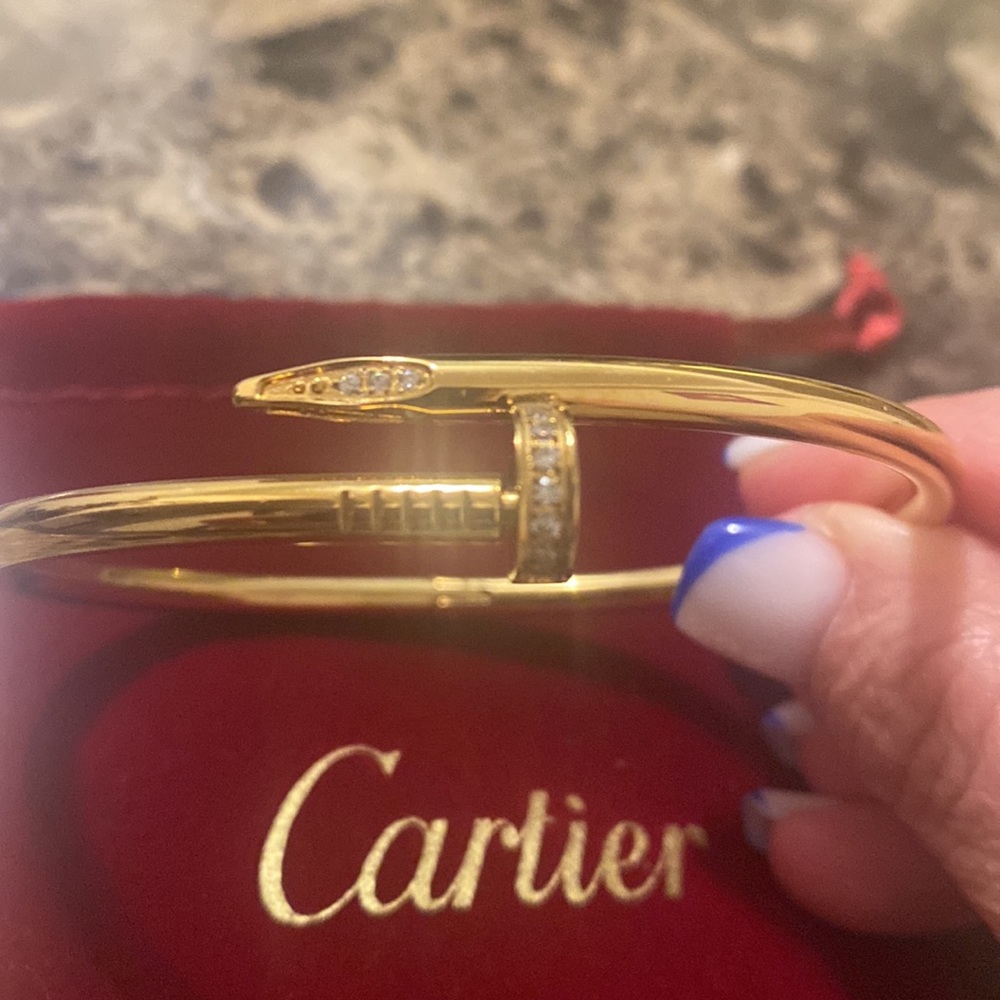 Nail Bangle Inspired Gold Tone 19cm - Picture 4 of 10